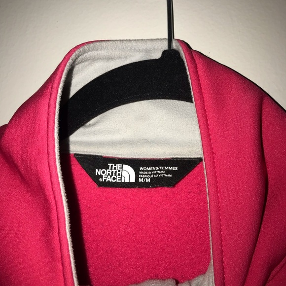Pink north face jacket - Picture 2 of 3